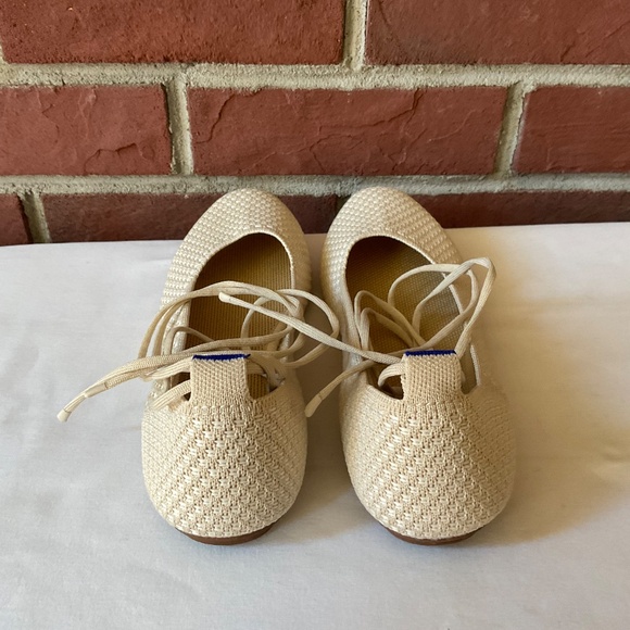 NEW Rothy’s The Square Wrap in Blanc Flats Size 7 - Picture 5 of 9